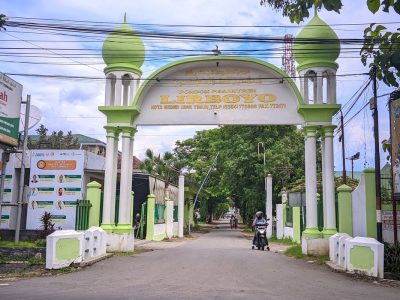 Santri Lirboyo Viral Bangun Pesantren: Pengurus Angkat Bicara