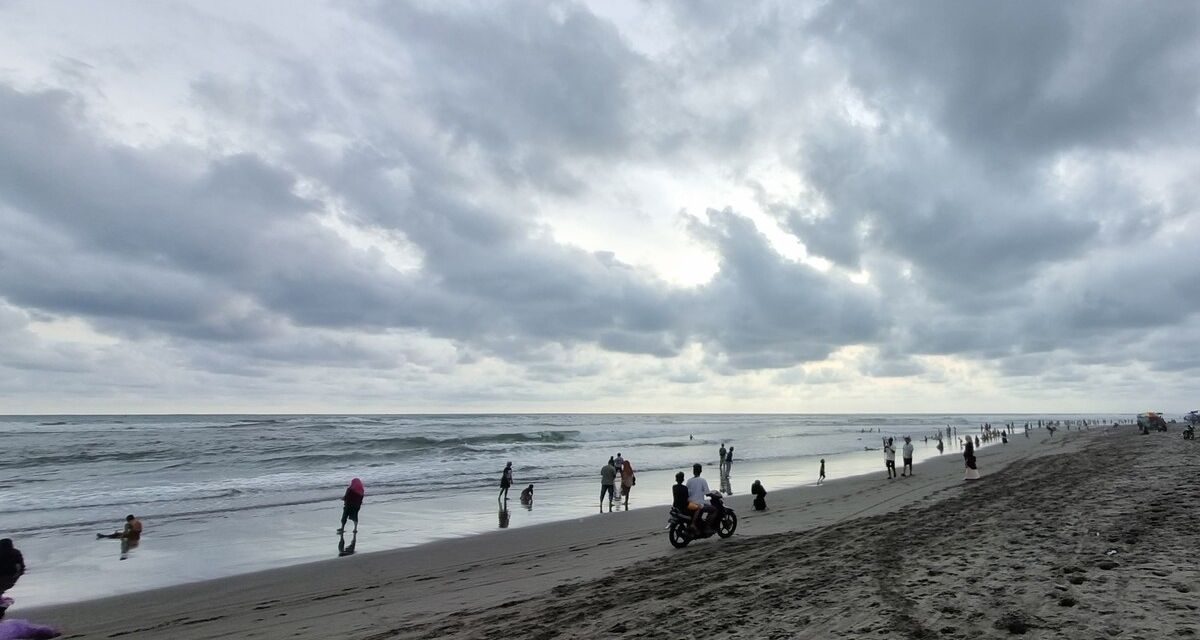 Awas Rip Current! Bahaya Mengintai Di Pantai DIY Saat Nataru