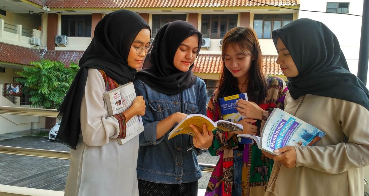 Anak Ilkom Wajib Tahu: Ini Prospek Kerjanya Sesudah Wisuda