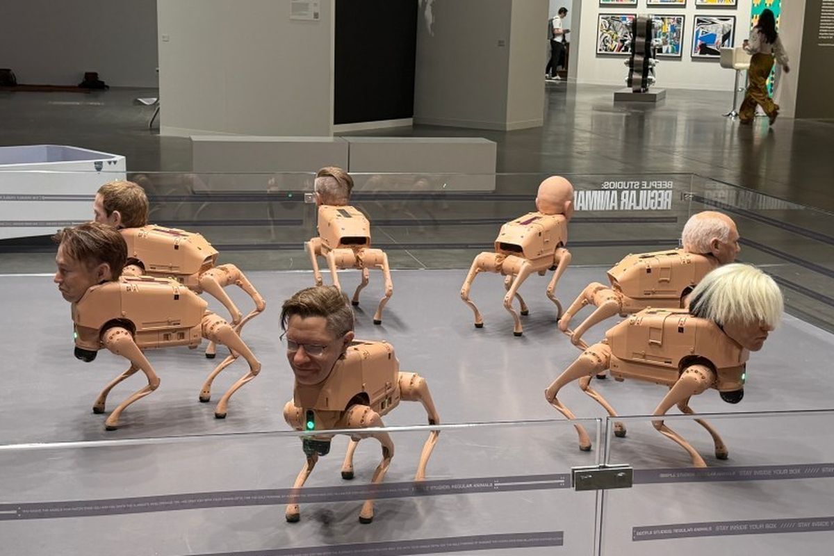 Laris Manis! Robot Anjing Wajah Elon Musk Di Banderol Rp1,6 M