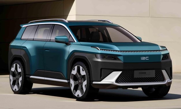 Mobil Nasional Listrik Bakal Hadir Versi 5 Penumpang