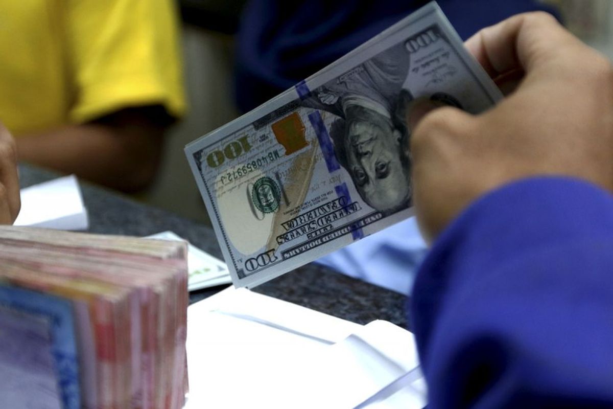 Rupiah Hampir 17K: BI Bongkar Dampak Utamanya!