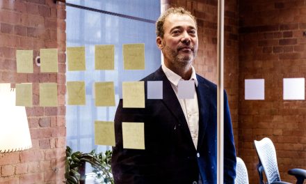 CEO The Washington Post Mundur Usai PHK Massal