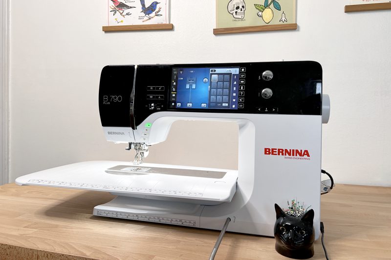 Mesin Jahit Bernina