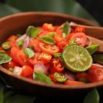 Kesegaran Sambal Dabudabu Bercampur Dengan Sensasi Pedas