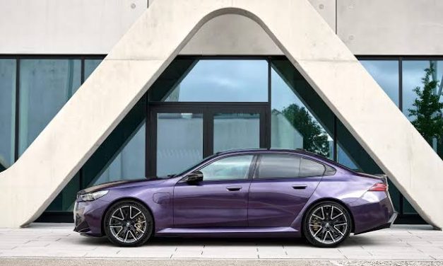 BMW M5 2025 Dengan Desain Yang Sporty Dan Elegan