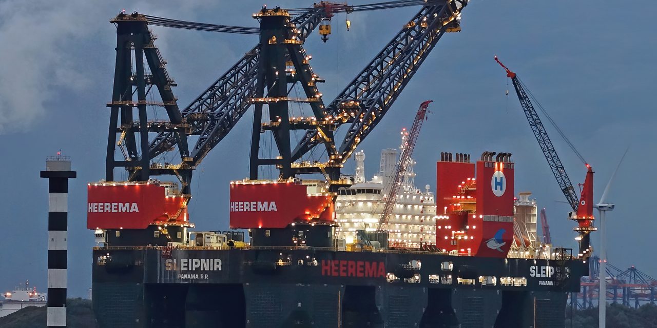 Heerema Sleipnir Kapal Derek Raksasa Di Laut Lepas