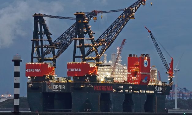 Heerema Sleipnir Kapal Derek Raksasa Di Laut Lepas