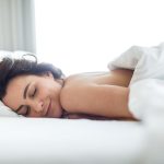 Khasiat Tidur Tidak Menggunakan CD Baik Bagi Kesehatan