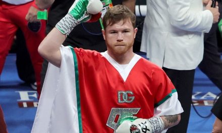 Canelo Alvarez Seorang Petinju Dunia Dari Negara Meksiko