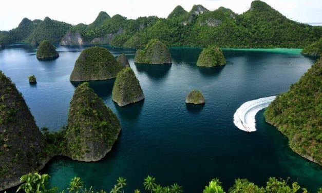 Pulau Wayag Di Raja Ampat Tutup Sementara