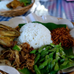 Nasi Puyung Kuliner Pedas Khas Lombok Yang Bikin Ketagihan
