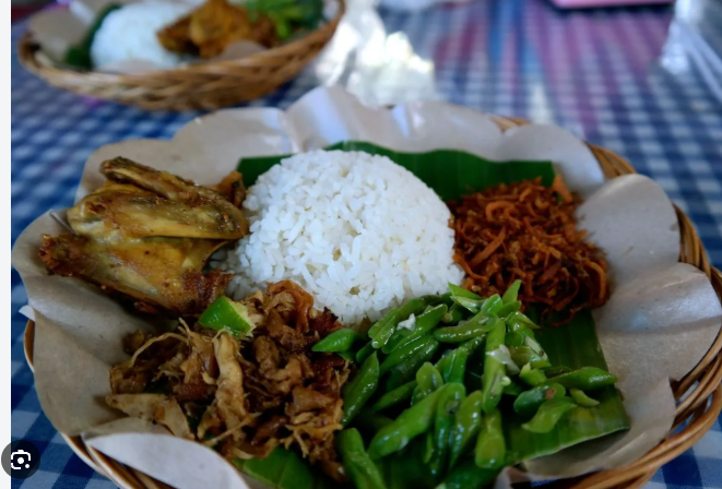 Nasi Puyung Kuliner Pedas Khas Lombok Yang Bikin Ketagihan